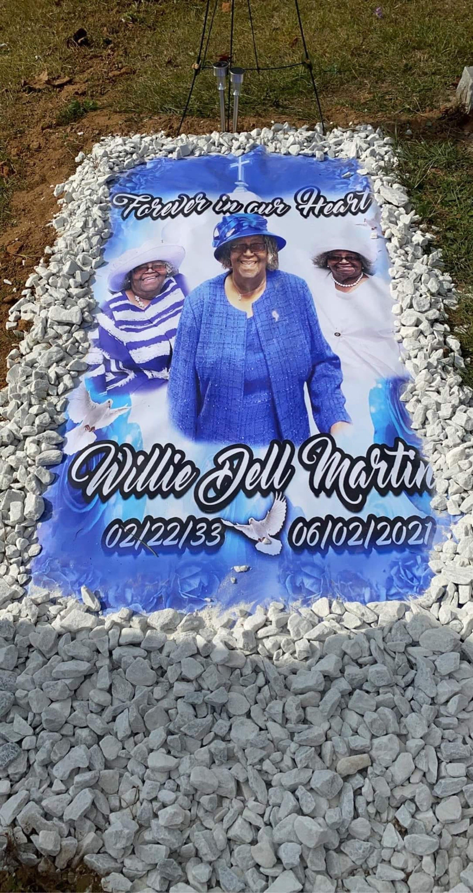 WHOLESALE GRAVE GRAPHICS